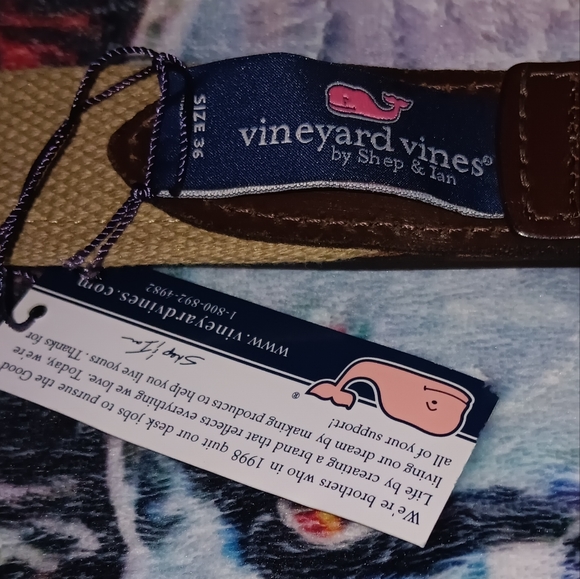 New Vineyard Vines Michigan TPC Golf Course Belt Golfing PGA - Picture 3 of 4